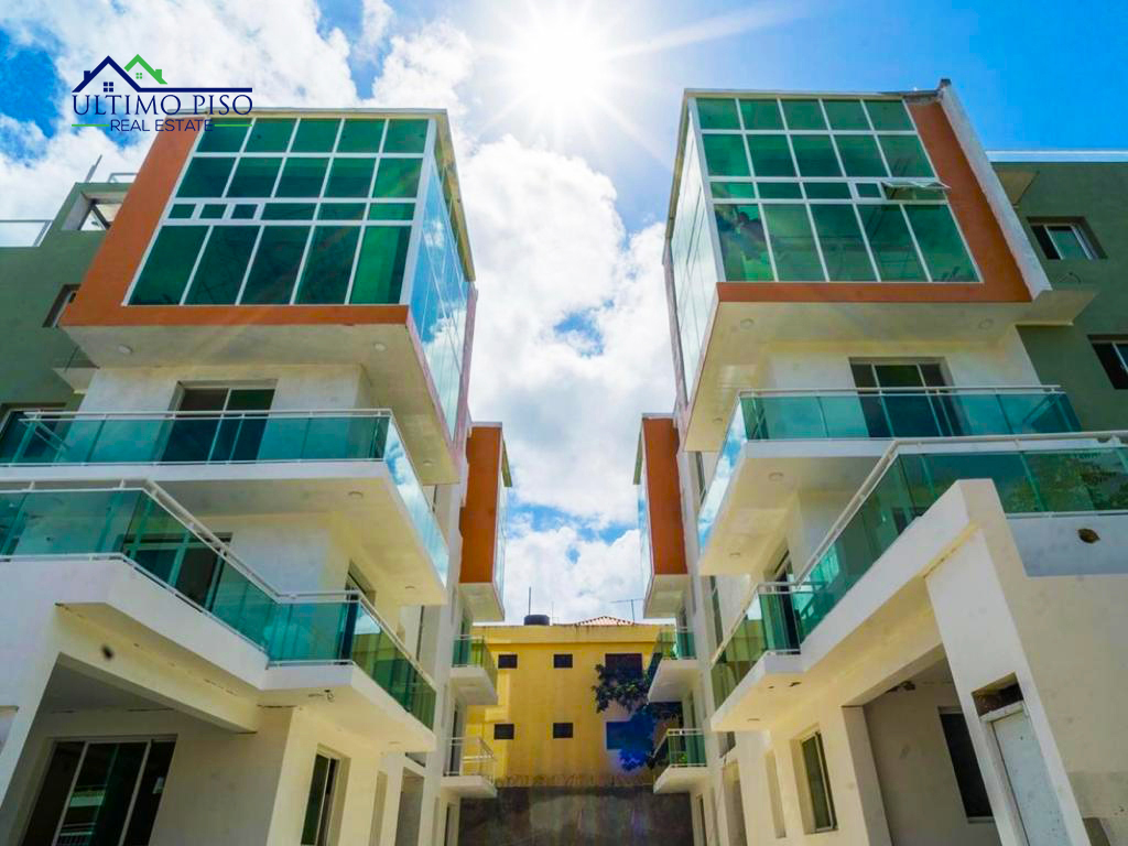 (VENDIDO) Vista Hermosa Apartamentos En Venta Ultimo Piso Real Estate (VENDIDO) Vista Hermosa Apartamentos En Venta Ultimo Piso Real Estate