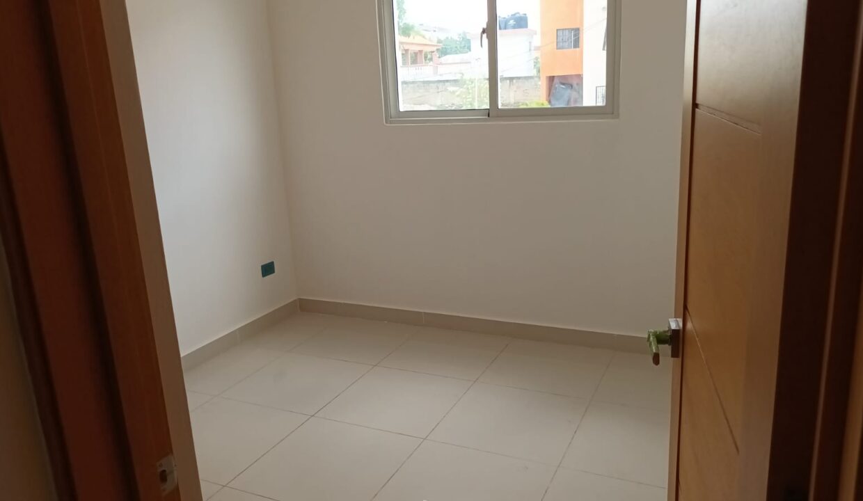 Apartamento A La Venta Ubicado En San Isidro (2)