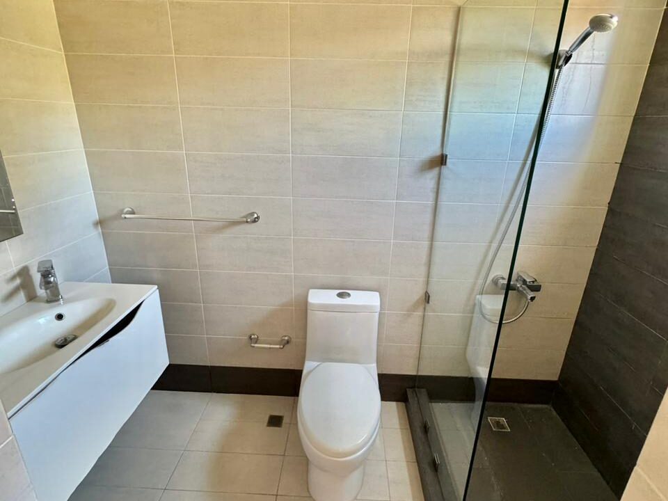 Hermoso Y Amplio Apartamento A La Venta Ubicado En Serrallés (6)