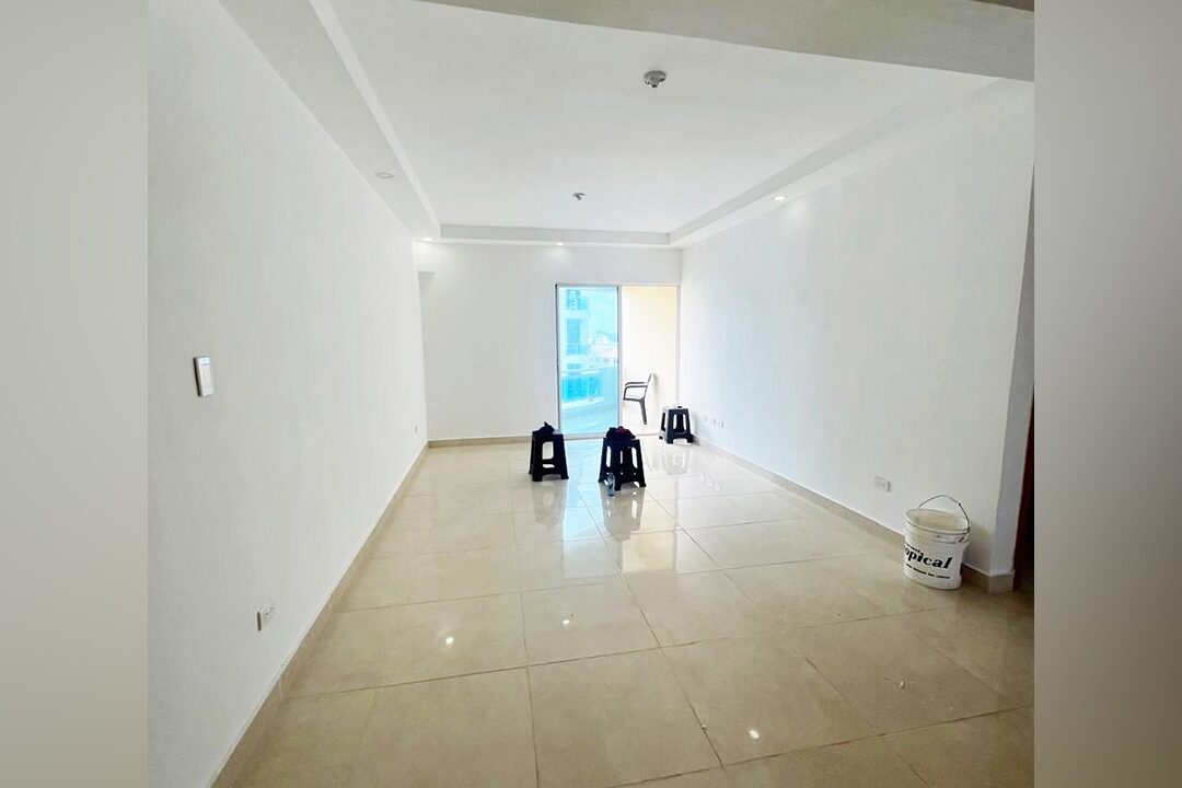 Apartamento 4to Piso con amplia terraza privada en venta San Isidro (6)