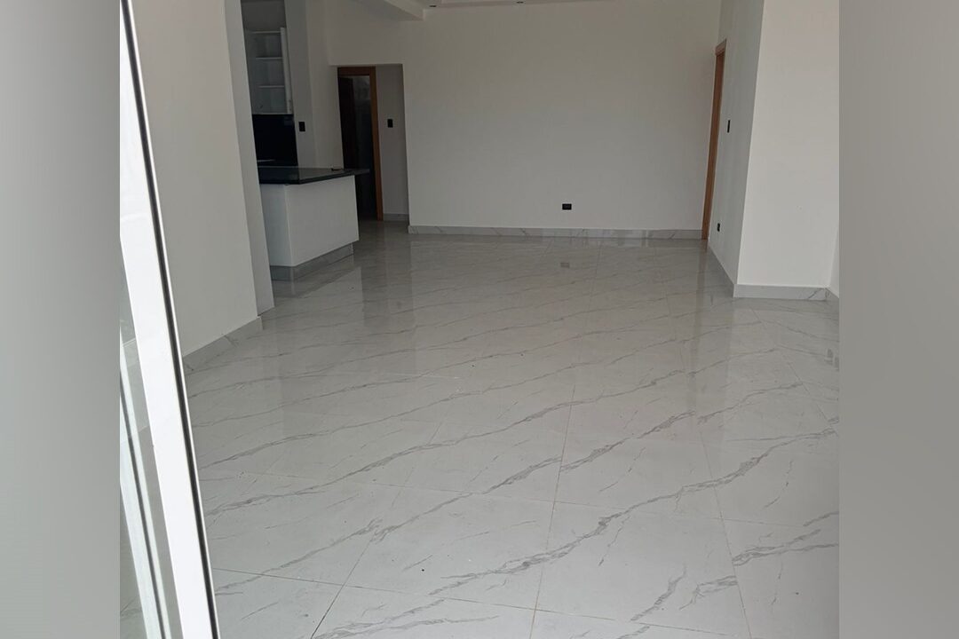 APARTAMRNTO EN ALQUILER 2DO PISO CON TERRAZA EN BRISA ORIENTAL (16)