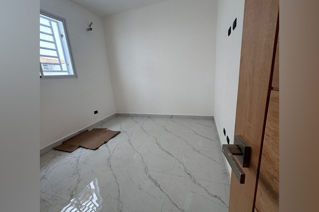 APARTAMRNTO EN ALQUILER 2DO PISO CON TERRAZA EN BRISA ORIENTAL (8)