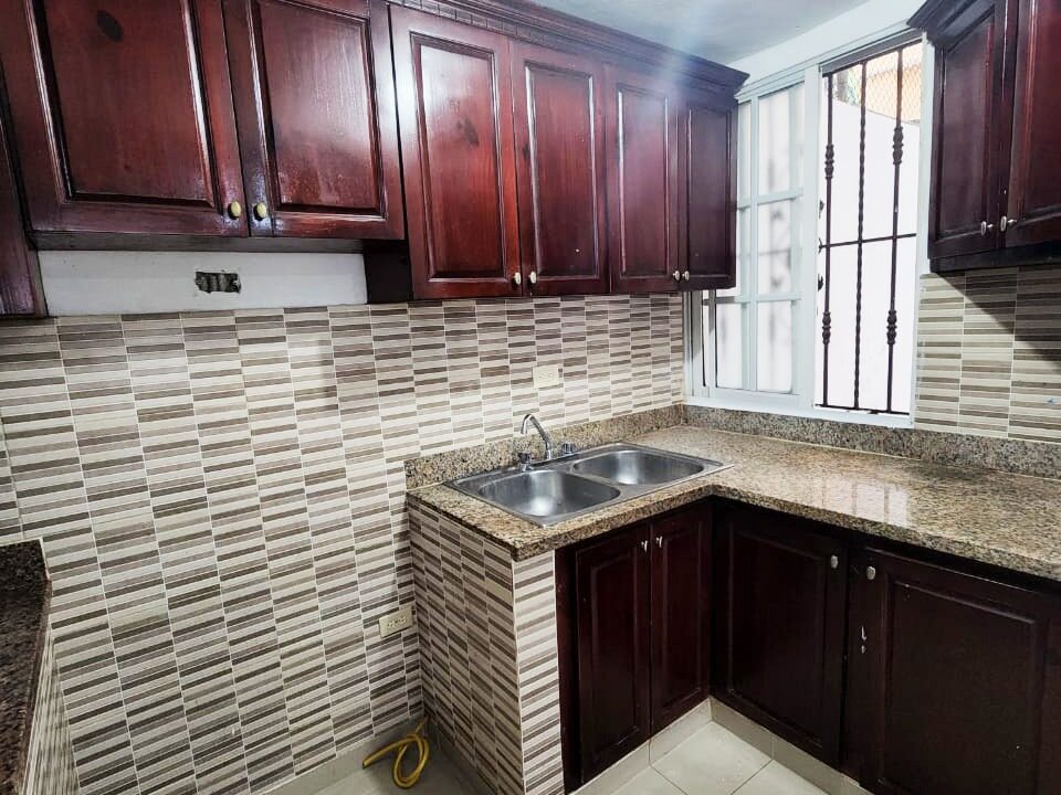 Casa en venta de 3 habitaciones en la Autopista de San IsidroCasa en venta de 3 habitaciones en la Autopista de San Isidro (14)