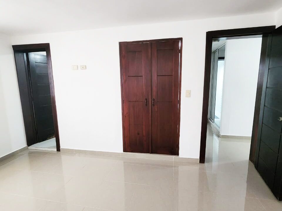 Casa en venta de 3 habitaciones en la Autopista de San IsidroCasa en venta de 3 habitaciones en la Autopista de San Isidro (18)