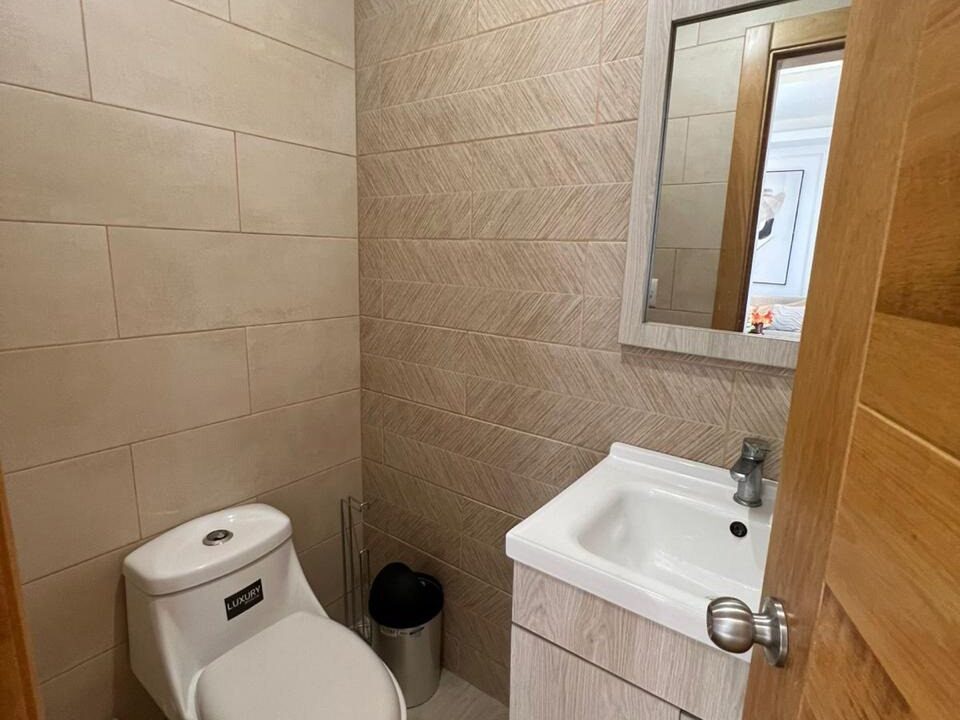 Alquilo o vendo apartamento amueblado o sin amueblar Ensanche Ozama (2)