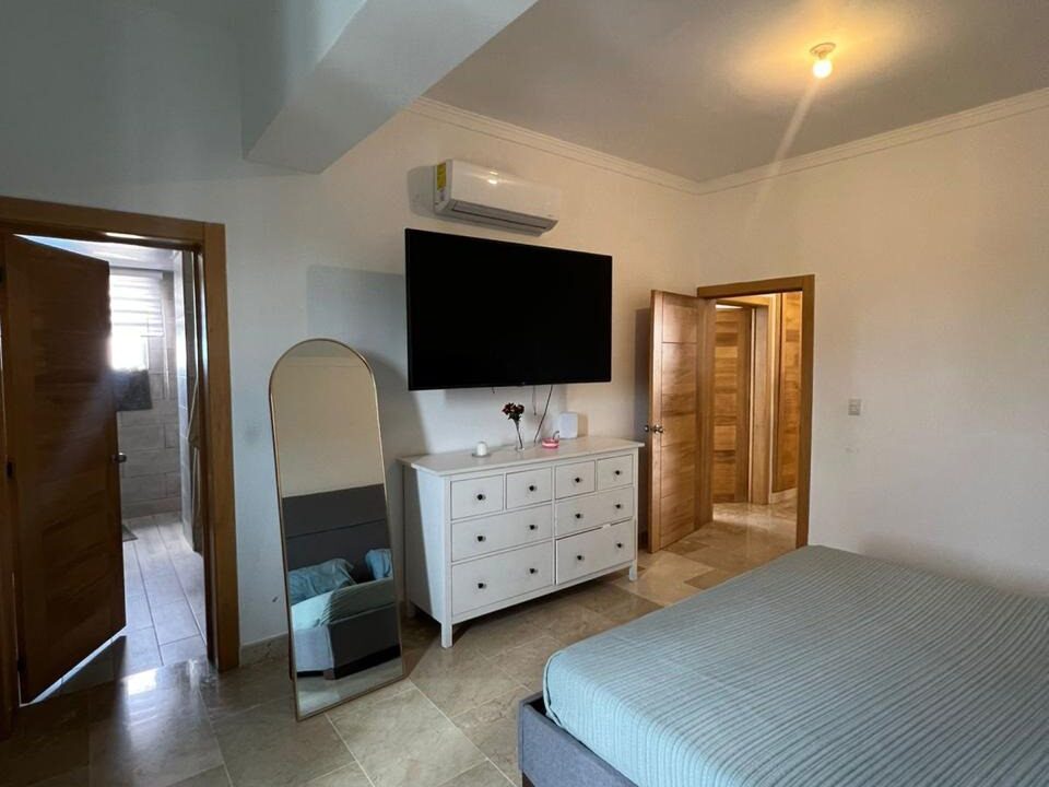 Alquilo o vendo apartamento amueblado o sin amueblar Ensanche Ozama (22)