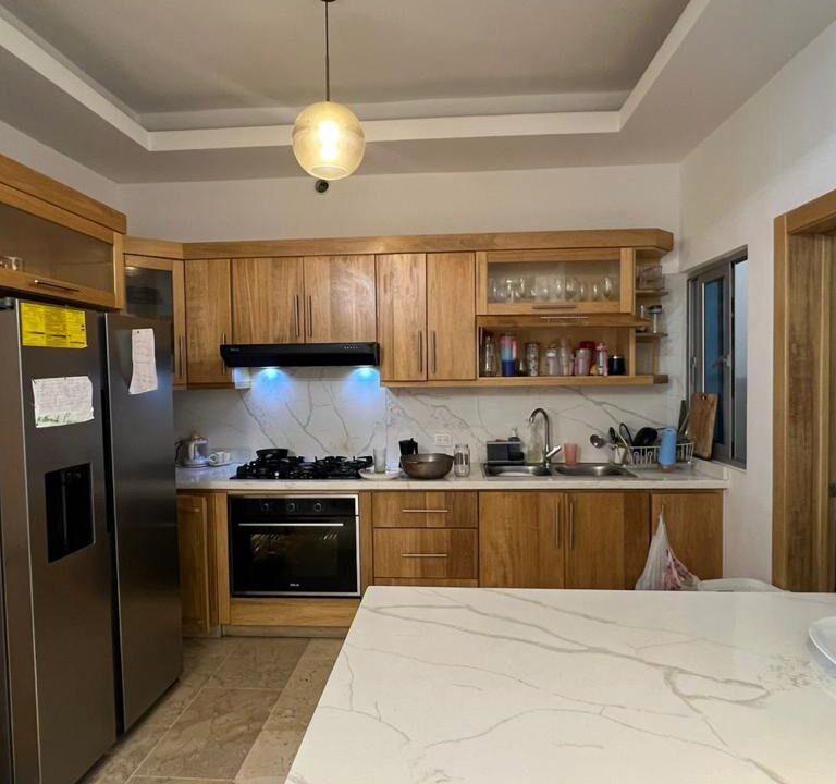 Alquilo o vendo apartamento amueblado o sin amueblar Ensanche Ozama (28)