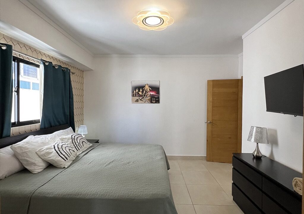 Apartamento amueblado en venta Evaristo Morales (13)