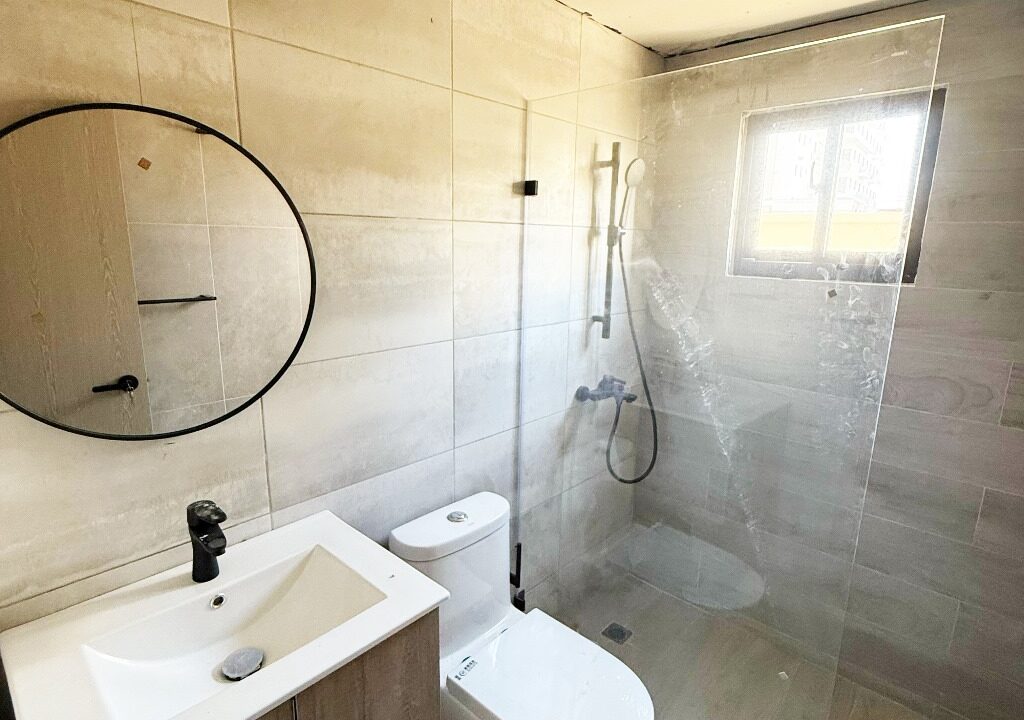 Apartamento de 2 habitaciones en venta Evaristo Morales (20)