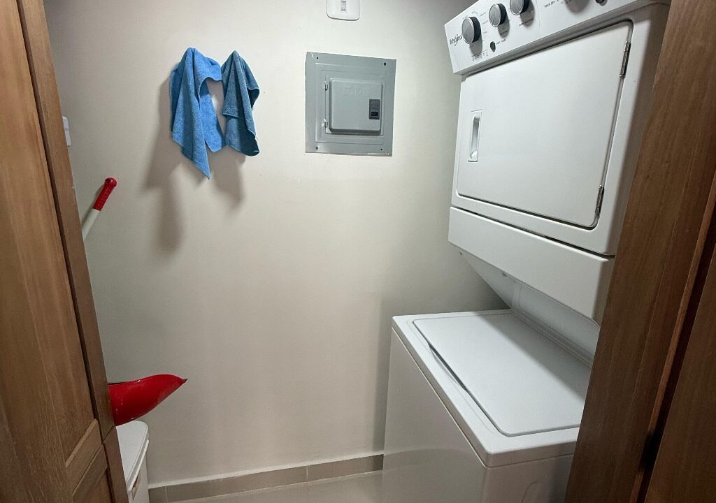 Apartamento amueblado de 1 habitación en venta Zona Universitaria (9)