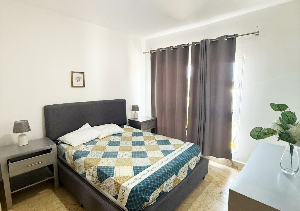Apartamento de 2 habitaciones amueblado en venta Playa Nueva Romana (1)