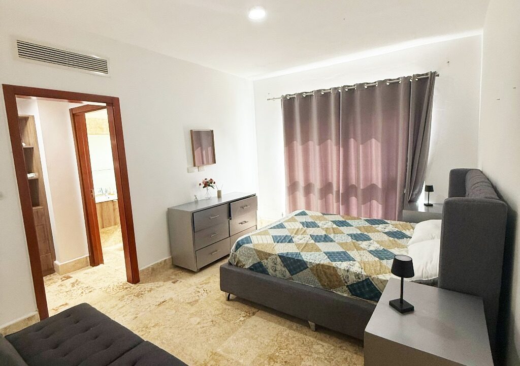 Apartamento de 2 habitaciones amueblado en venta Playa Nueva Romana (4)