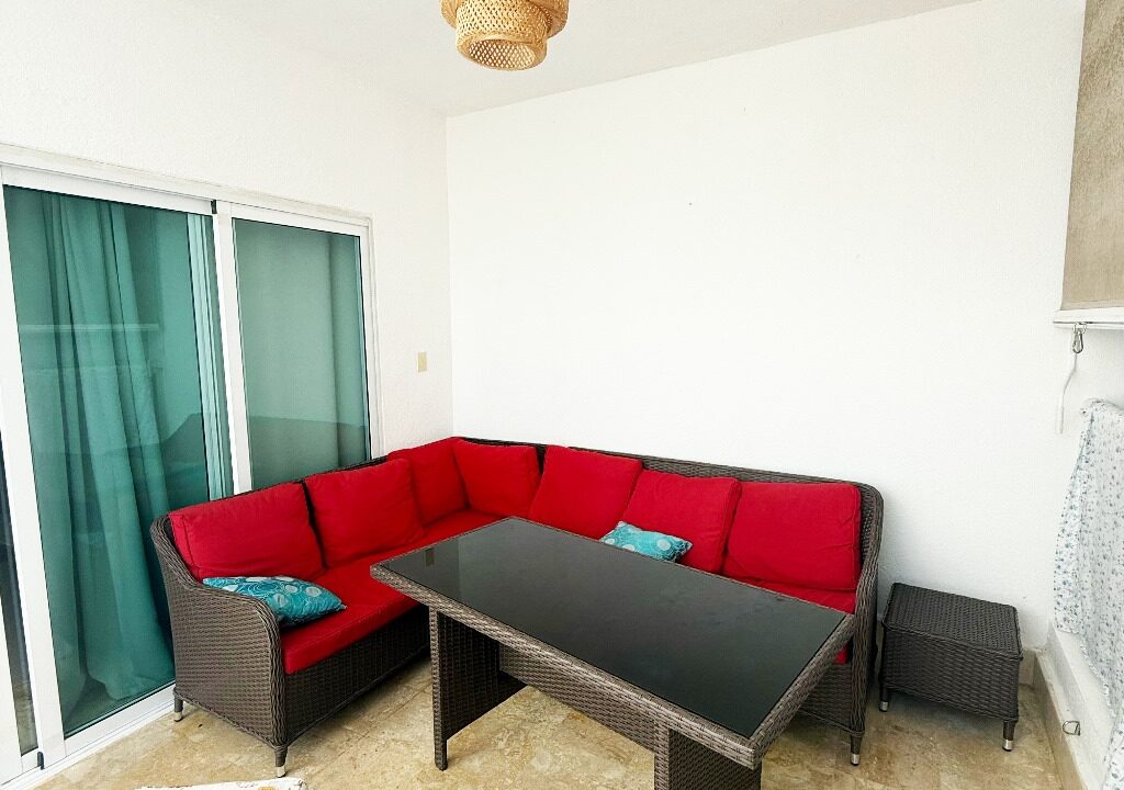 Apartamento de 2 habitaciones amueblado en venta Playa Nueva Romana (8)