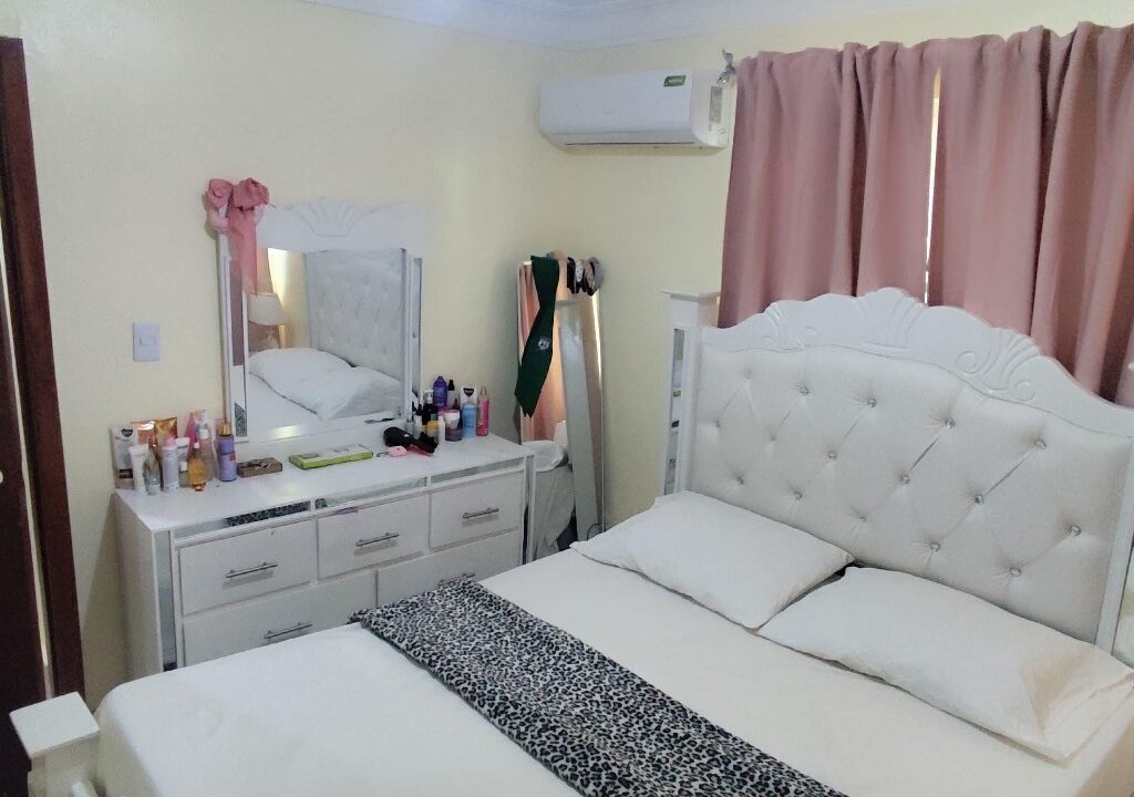 Apartamento en venta de 3 habitaciones Alma Rosa I (4)