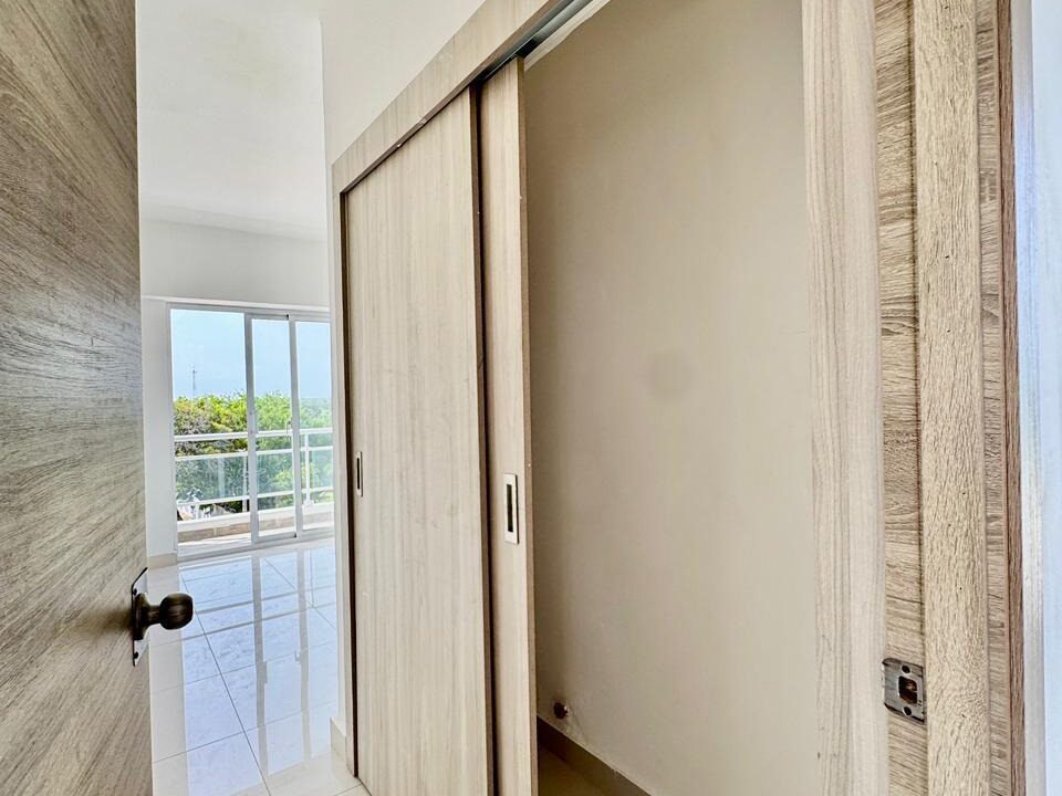 Apartamentos en venta en Guayacanes a minutos de la playa (16)
