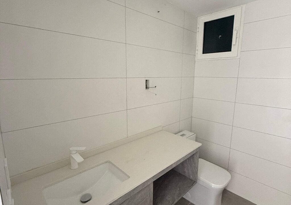 Apartamento de 3 habitaciones en venta Evaristo Morales (11)