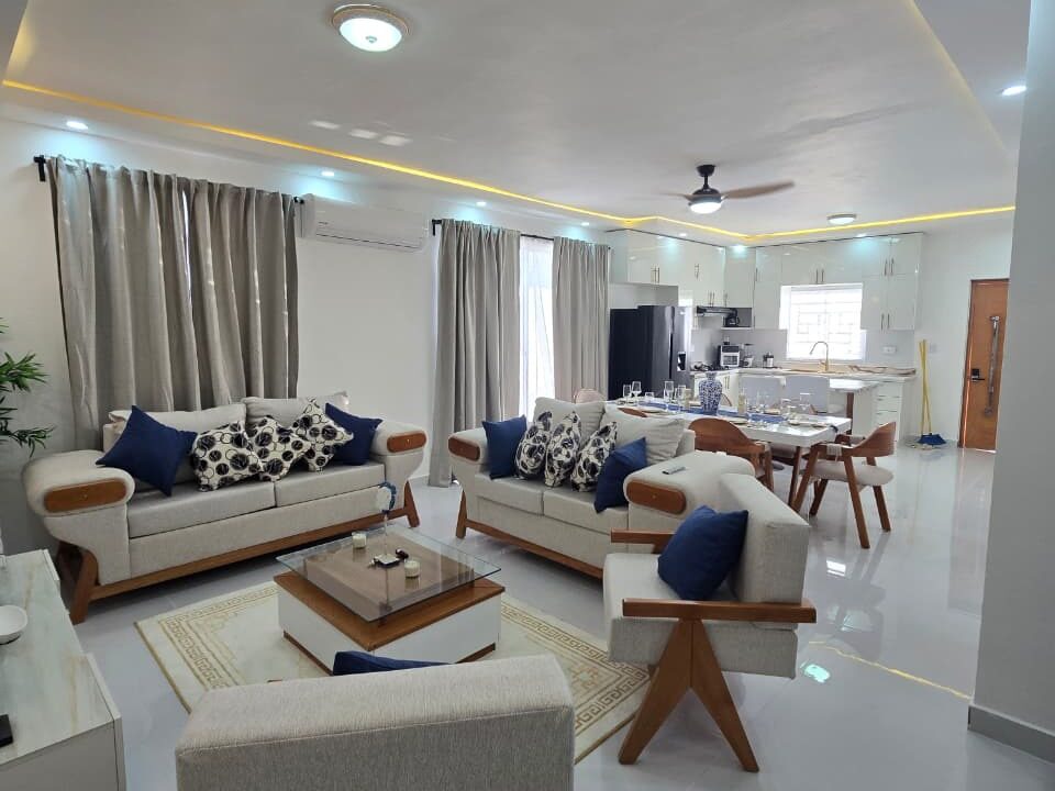 Casa amueblada en venta Av. Ecológica (16)
