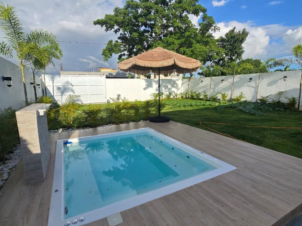 Casa amueblada en venta Av. Ecológica (22)