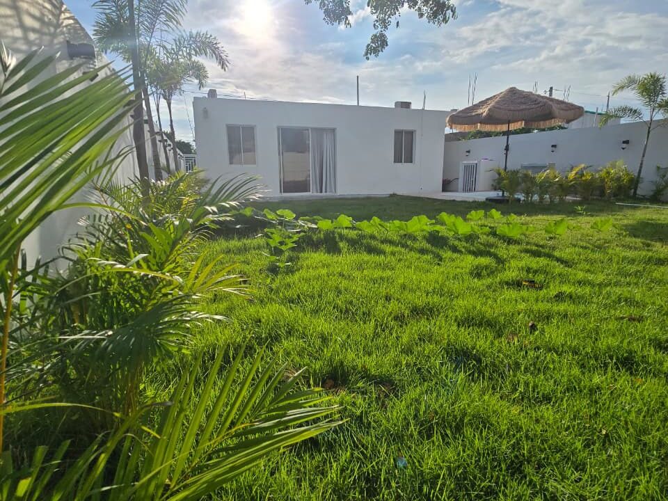 Casa amueblada en venta Av. Ecológica (27)