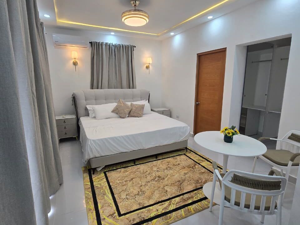 Casa amueblada en venta Av. Ecológica (39)