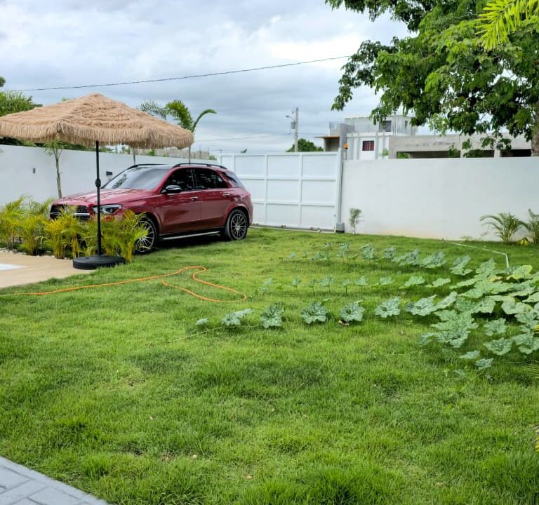 Casa amueblada en venta Av. Ecológica (6)