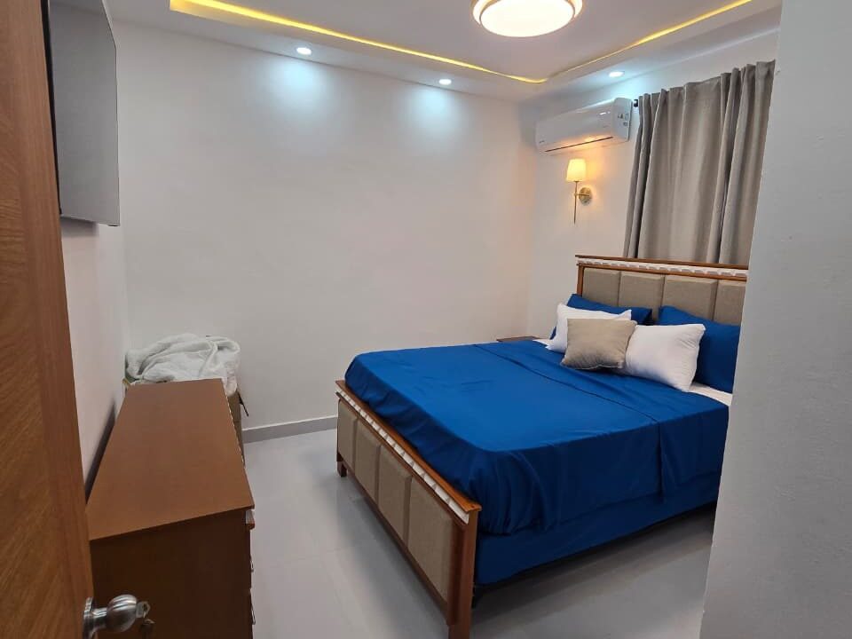 Casa amueblada en venta Av. Ecológica (8)