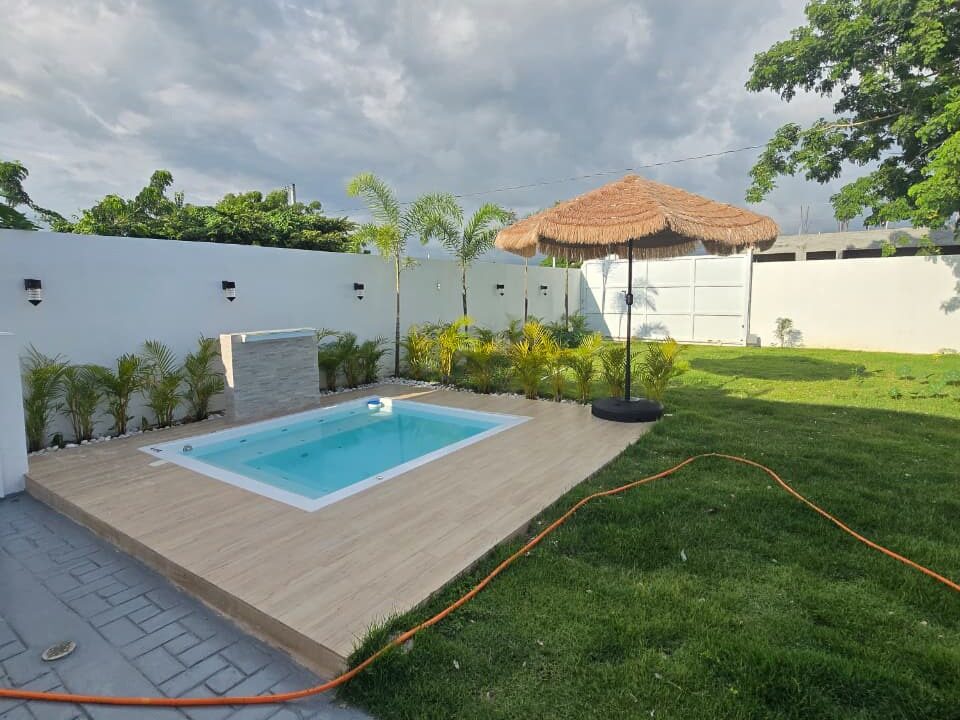 Casa amueblada en venta Av. Ecológica (9)