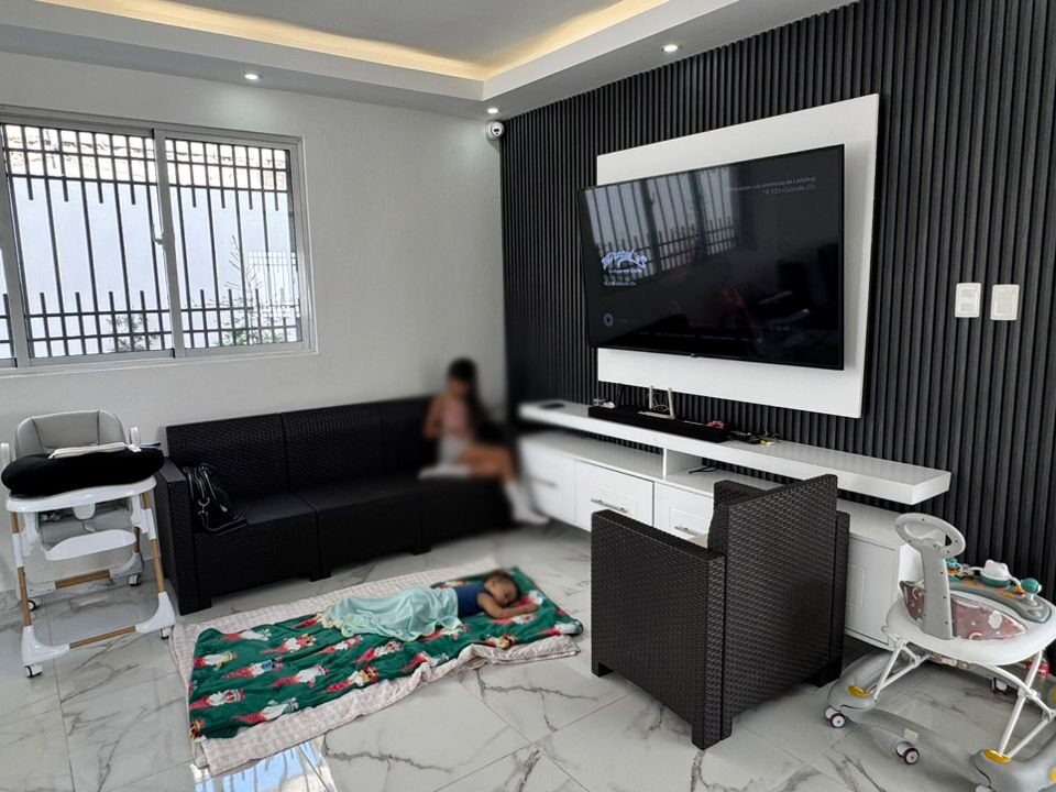 CASA DE 3 niveles en Prado Oriental a 200mts de la ecológica (4)
