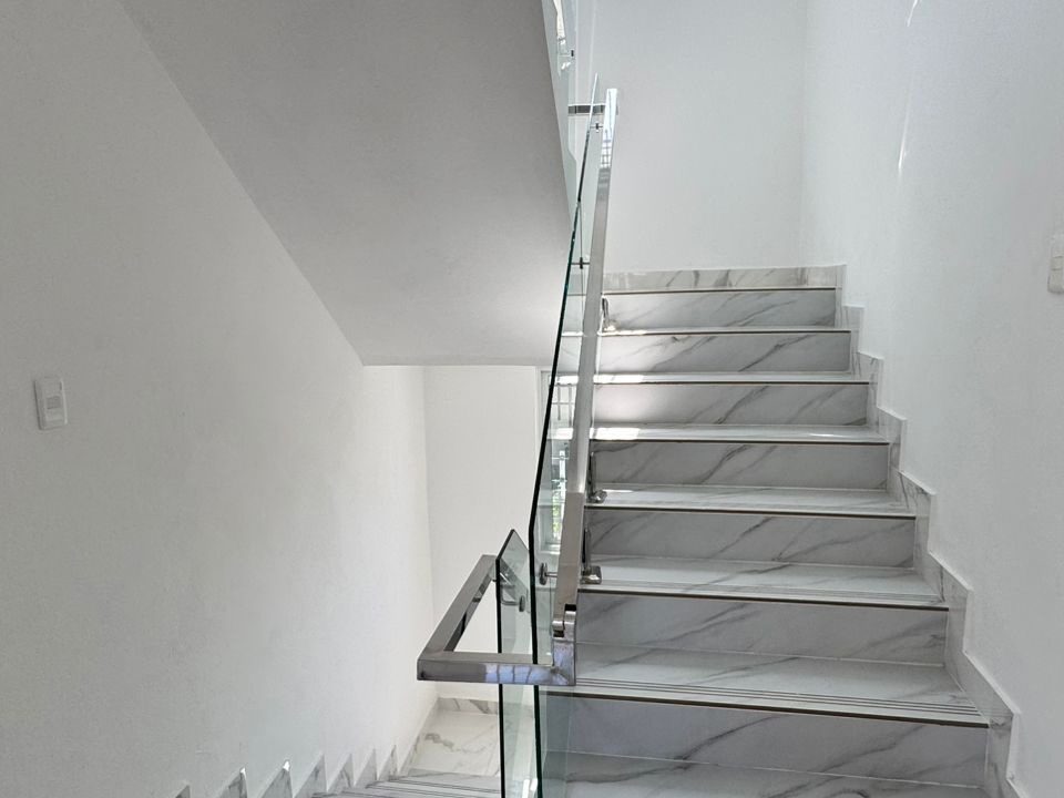 CASA DE 3 niveles en Prado Oriental a 200mts de la ecológica (7)