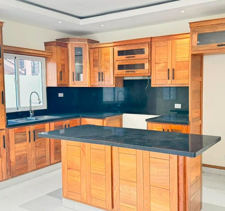 Casa en Venta en Prado Oriental, Autopista de San Isidro (1)