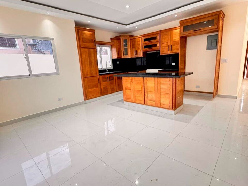 Casa en Venta en Prado Oriental, Autopista de San Isidro (12)