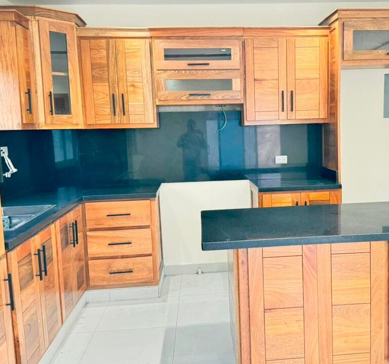 Casa en Venta en Prado Oriental, Autopista de San Isidro (13)