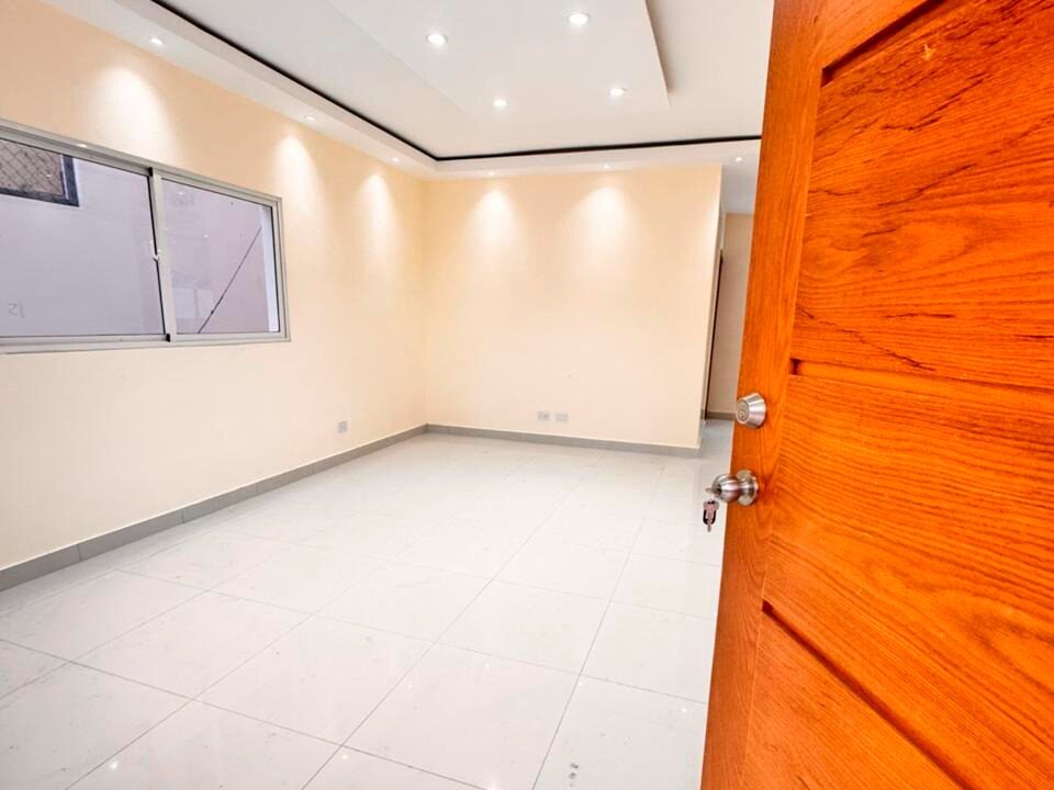 Casa en Venta en Prado Oriental, Autopista de San Isidro (2)
