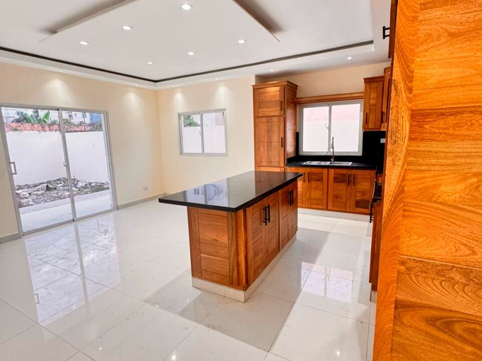 Casa en Venta en Prado Oriental, Autopista de San Isidro (7)