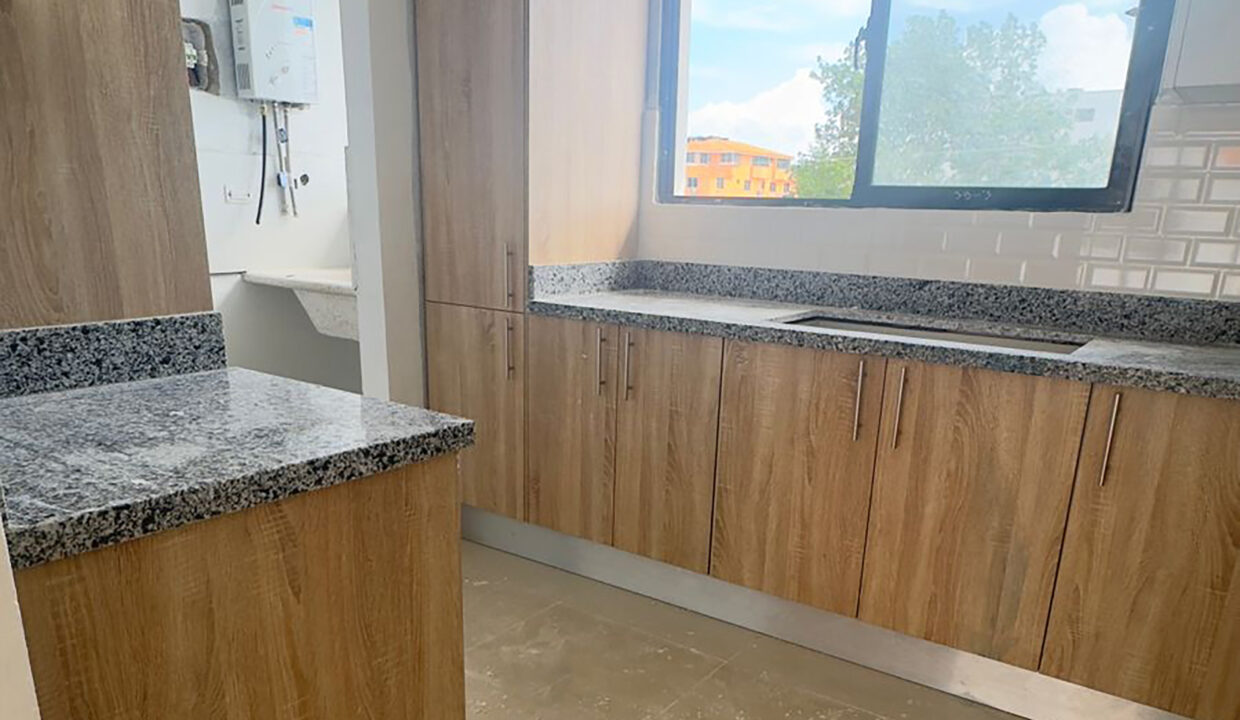 WhatsApp Image 2025-10-31 at 11.03.58 AM copia