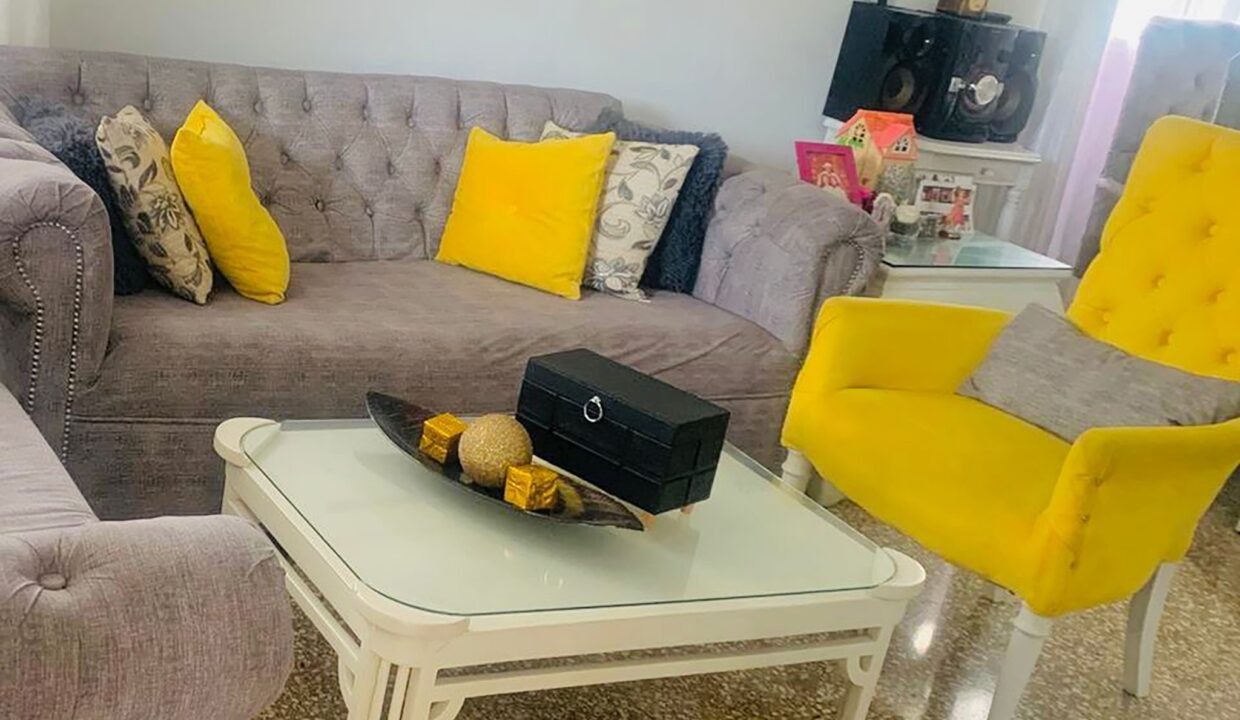 Casa en venta de 3 habitaciones Villa Carmen (14)