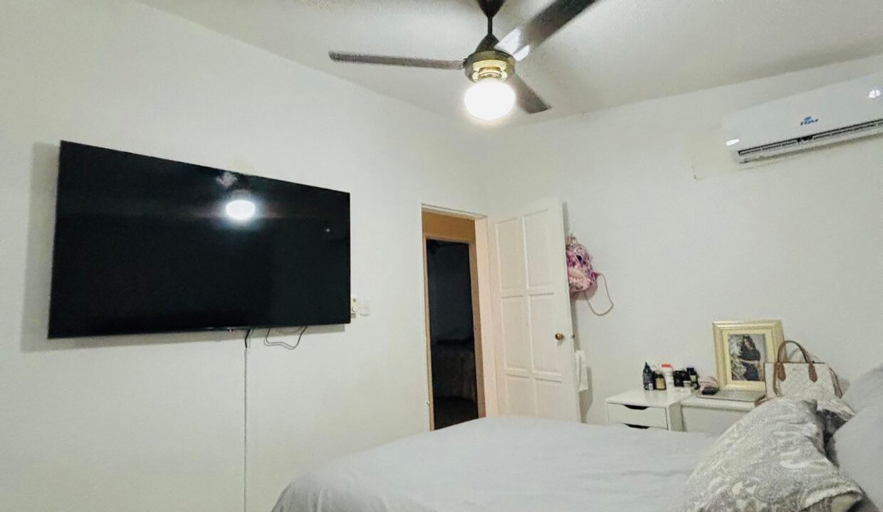 Casa en venta de 3 habitaciones Villa Carmen (15)