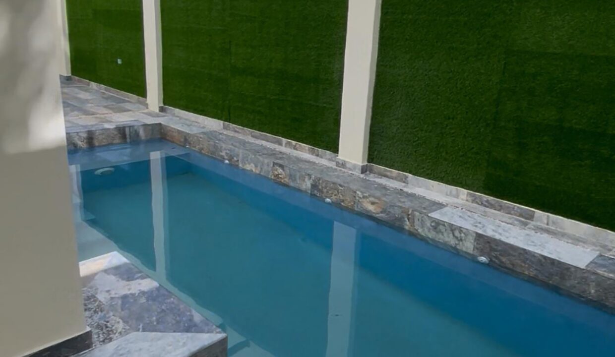 Casa de 2 niveles en venta Mirador del Este (19)