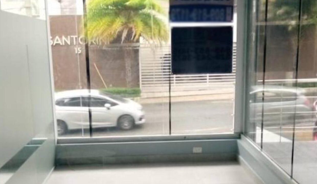 Alquiler De Local En Primer Piso Visible En Plaza Imperia En Santo Domingo (5)