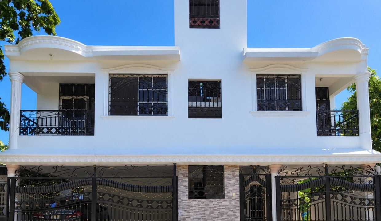 Amplia Y Hermosa Casa A La Venta Ubicada En La Autopista San Isidro (3)