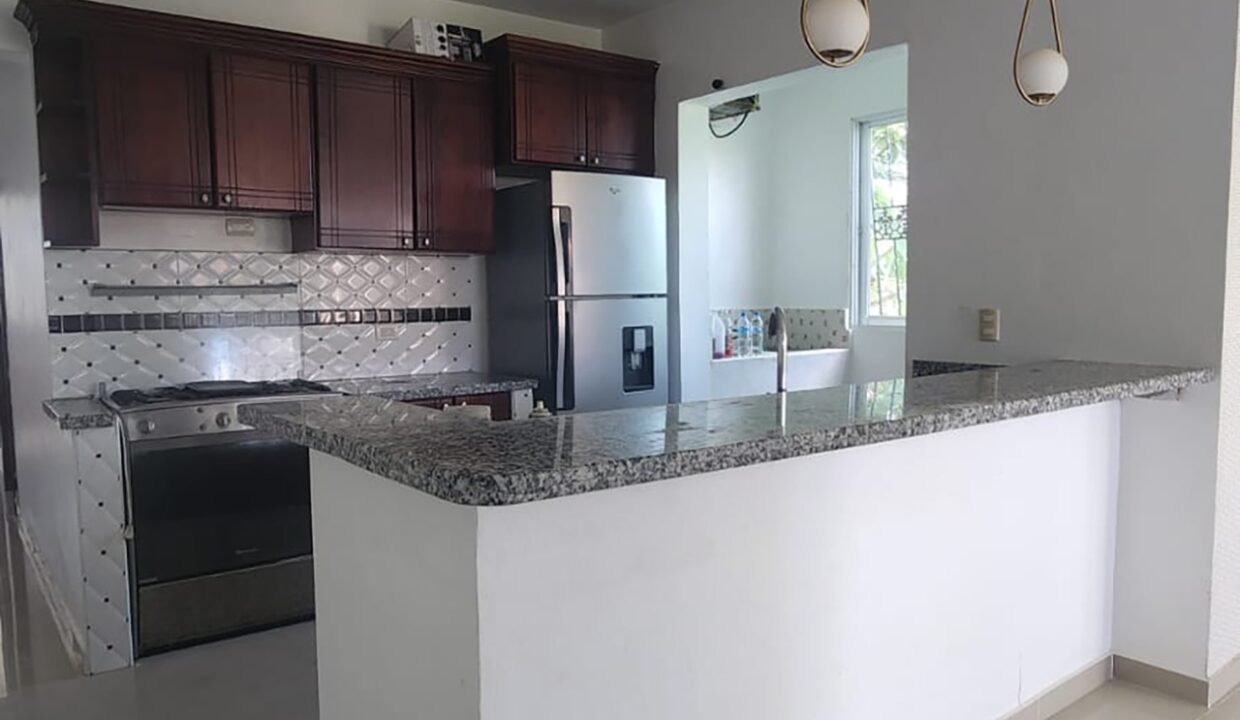Amplia Y Hermosa Casa A La Venta Ubicada En La Autopista San Isidro (4)