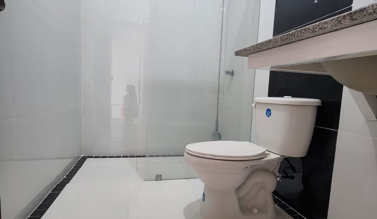 Amplia Y Hermosa Casa A La Venta Ubicada En La Autopista San Isidro (7)